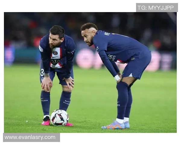 内马尔带伤出战巴黎圣日耳曼法甲联赛，再次上演神奇表现