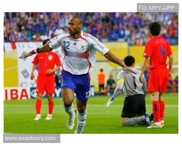 曼城官方宣布席尔瓦离队，西班牙名将结束10年传奇生涯