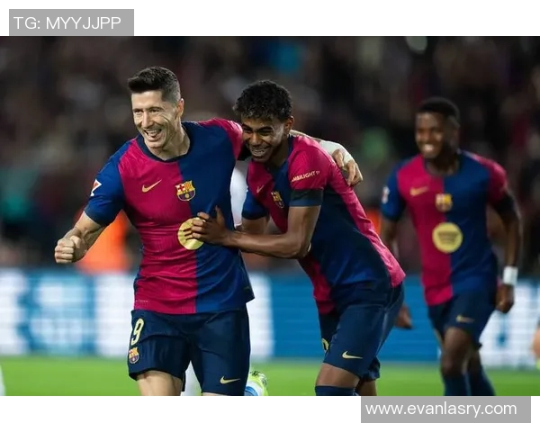 皇马继续领跑西甲积分榜，巴萨排名第三位置继续下滑